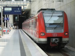 Triebwagen der S-Bahn am Köln-Bonner Flughafen. Foto: Marco Krings